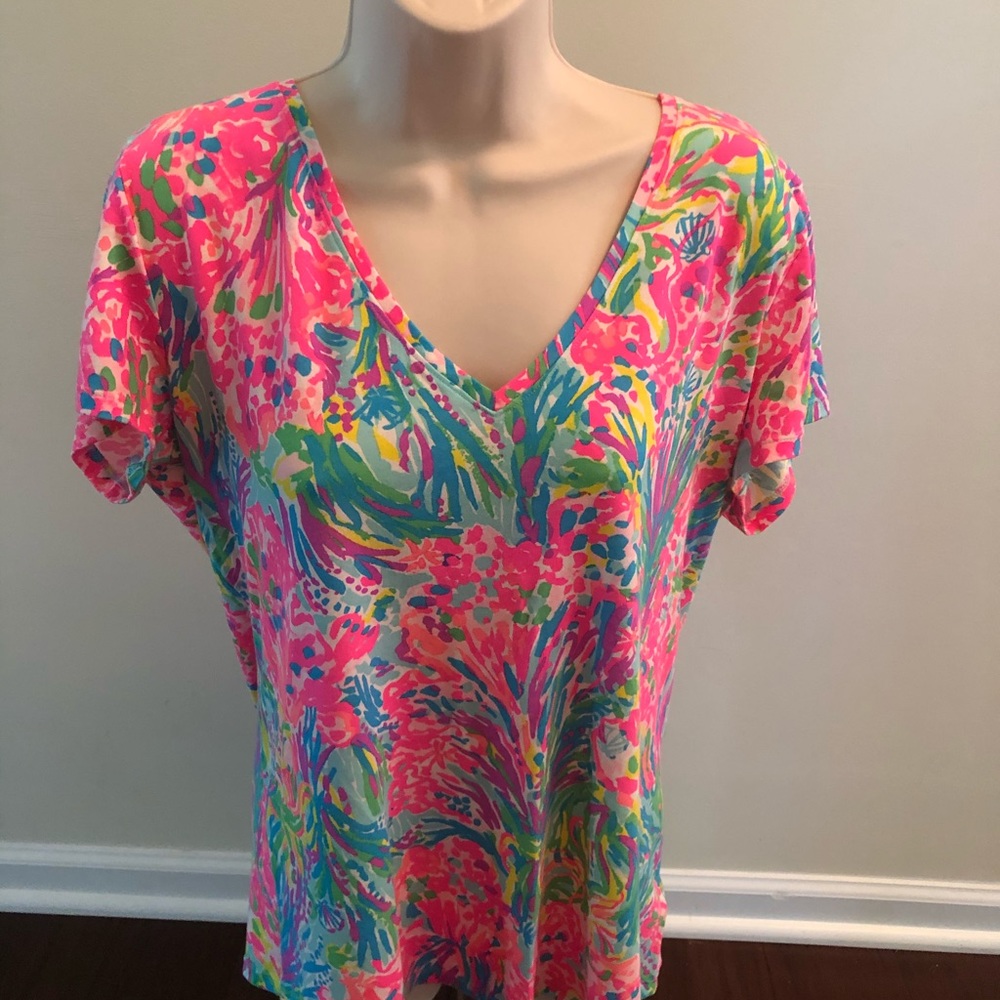 Lilly Pulitzer V-Neck Top XL NWOT Shells Coral